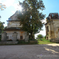 Цікаві місця від Побудовано: бароковий Михайлівський костел, який нікому не потрібний